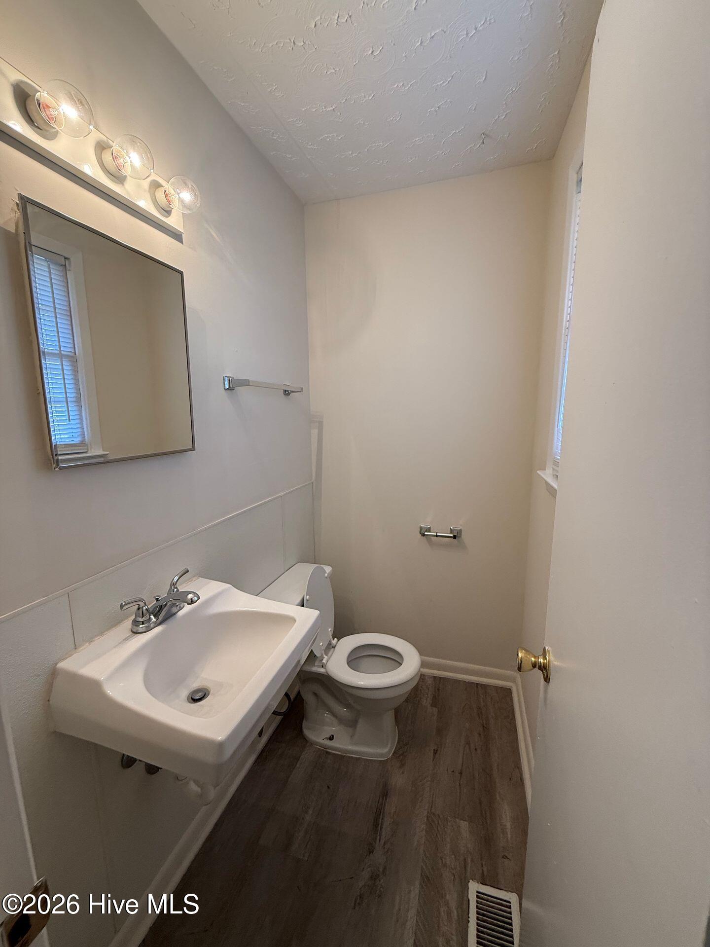 304 Old Hammock Road Swansboro, NC 28584 - Photo 7 of 10 half bath in rear bedroom