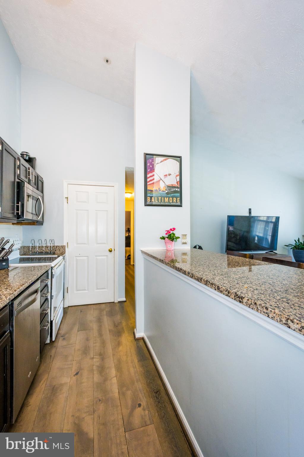 617 Deering Road, Unit 1J Pasadena, MD 21122 - Photo 14 of 31 Gallery Image 14