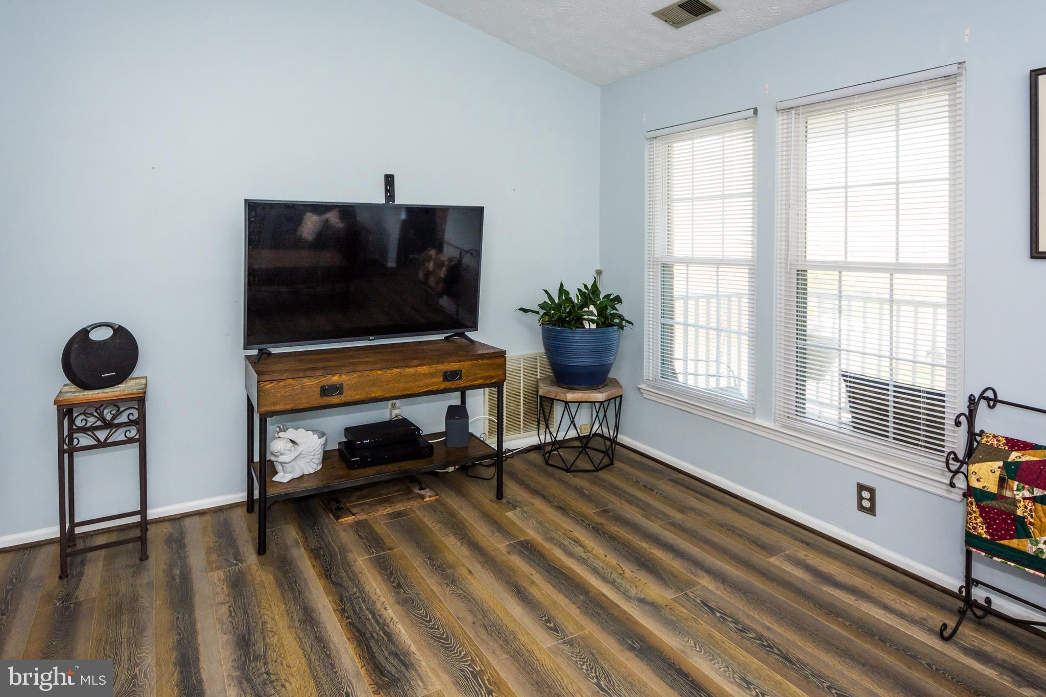 617 Deering Road, Unit 1J Pasadena, MD 21122 - Photo 18 of 31 Gallery Image 18