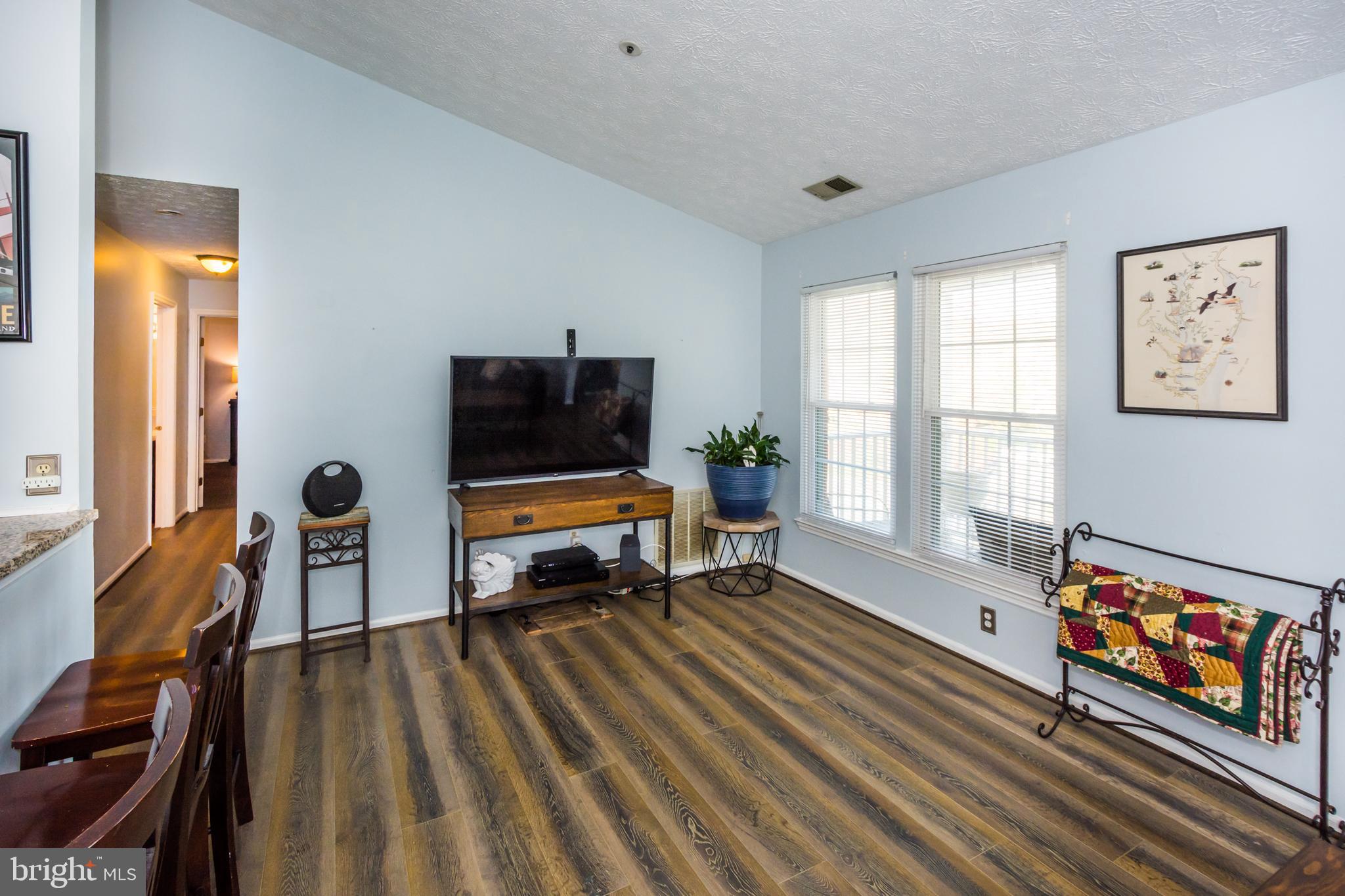 617 Deering Road, Unit 1J Pasadena, MD 21122 - Photo 5 of 31 Gallery Image 5