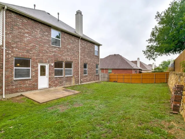 $3,100 | 1105 Windhaven Circle, Lewisville, TX 75067