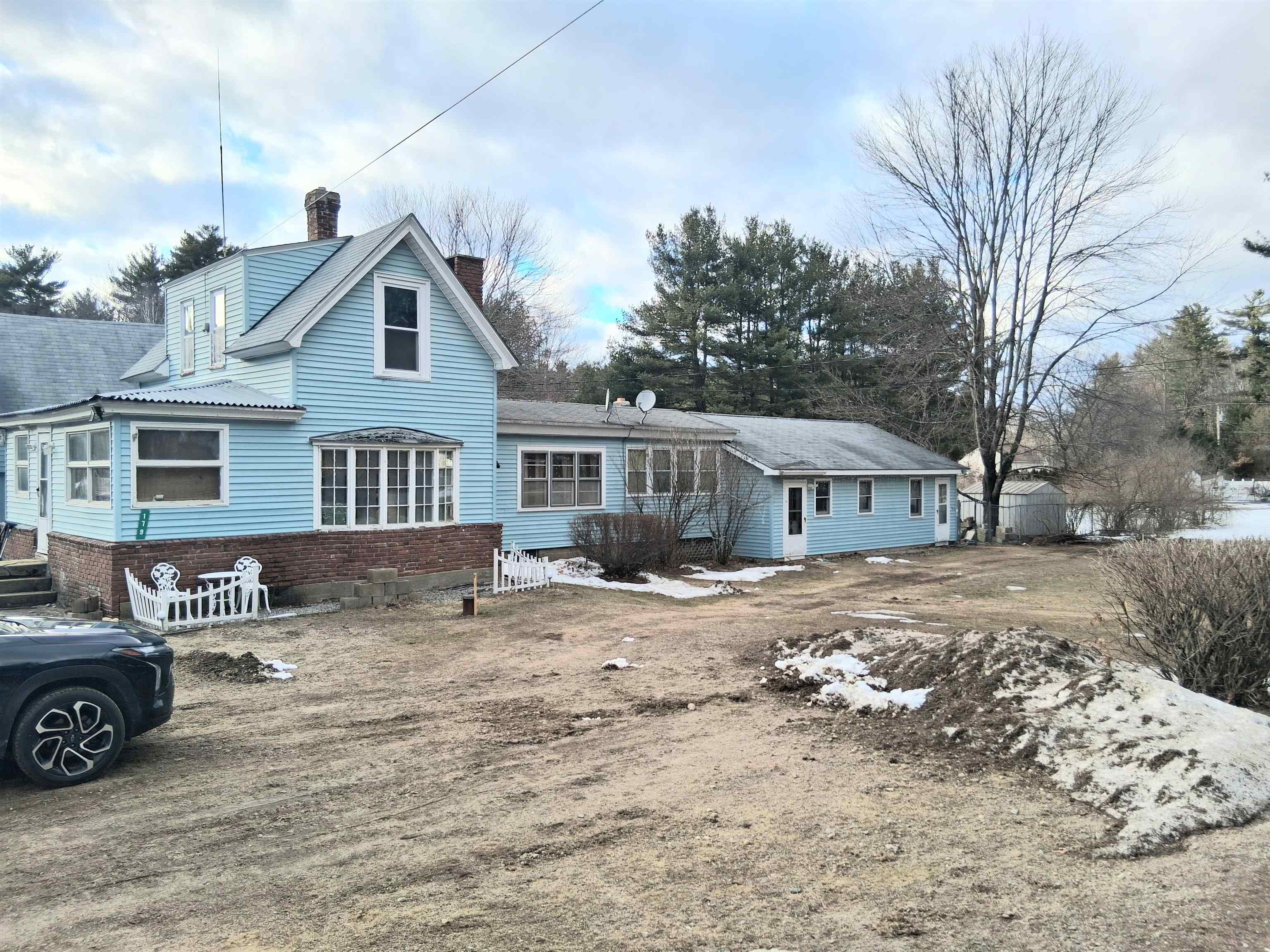 179 Back River Road Bedford, NH 03110 - Photo 2 of 31
