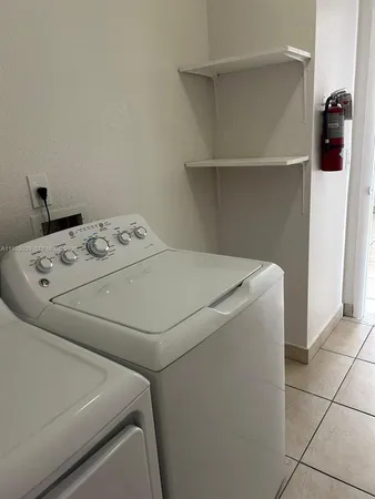 $2,200 | 128 West 21st Street, Unit 102, Hialeah, FL 33010