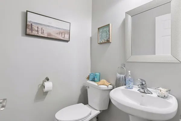 $300,000 | 15364 Iodine Street Northwest, Anoka, MN 55303