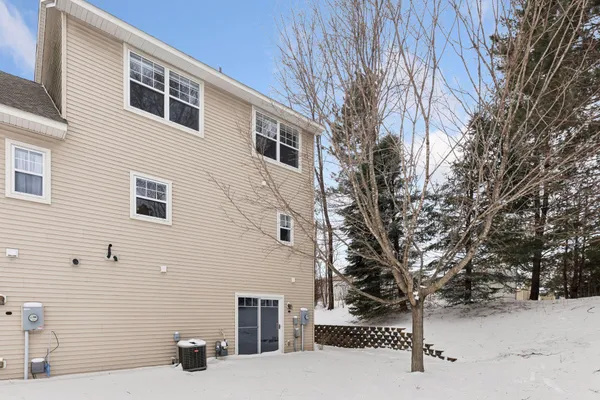 $300,000 | 15364 Iodine Street Northwest, Anoka, MN 55303