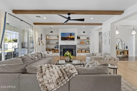 $2,075,000 | 8409 North Diller Grove Lane, Phoenix, AZ 85021