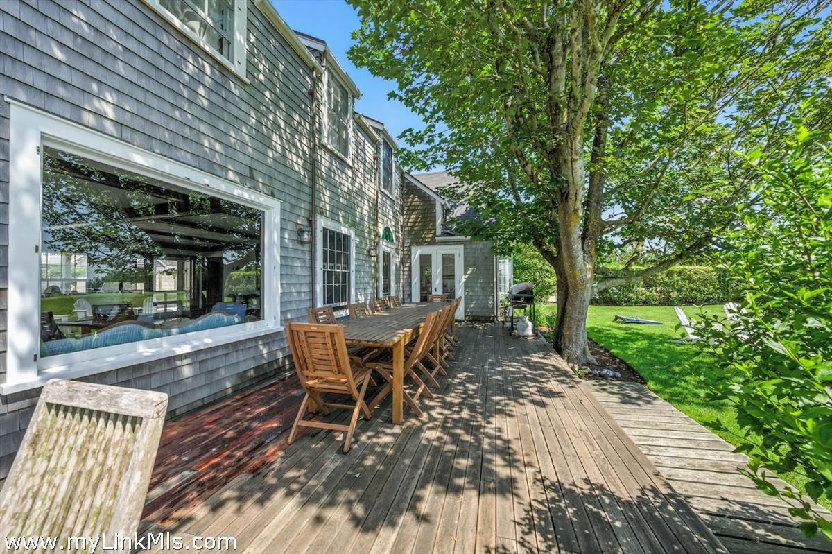 33 Shell Street Nantucket, MA 02554 - Photo 41 of 60