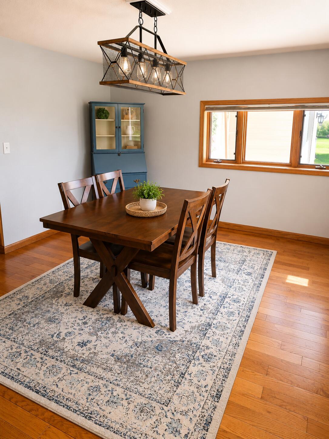 536 North Clyde Road Midland, MI 48640 - Photo 14 of 16 Dining Room