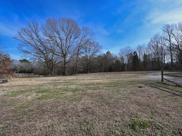 $465,000 | 195 Winding Lane, Camden, TN 38320