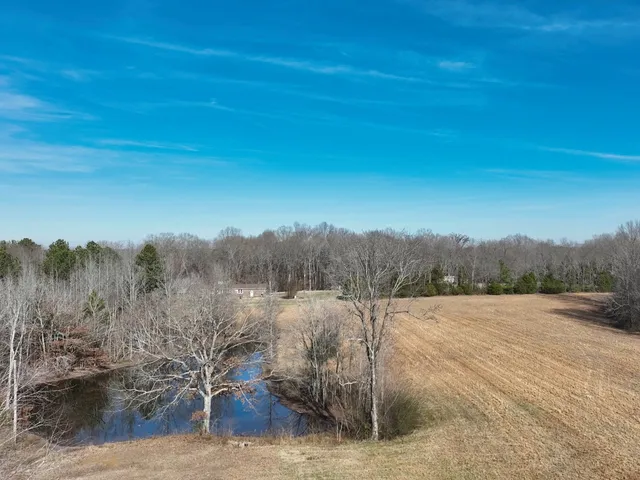 $465,000 | 195 Winding Lane, Camden, TN 38320