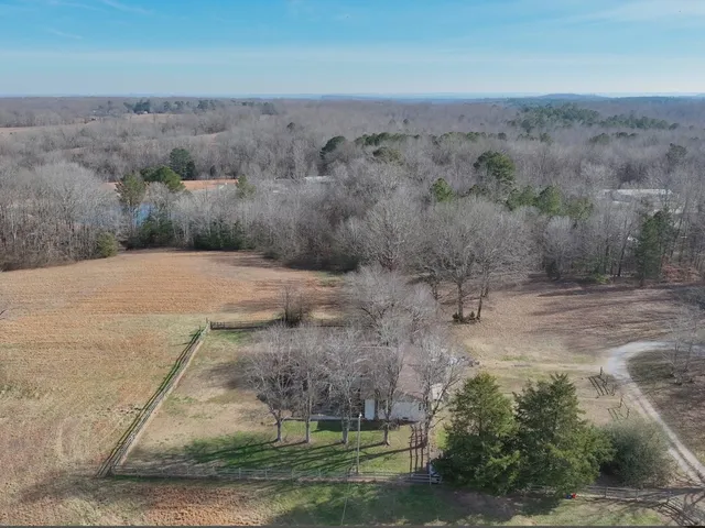 $465,000 | 195 Winding Lane, Camden, TN 38320