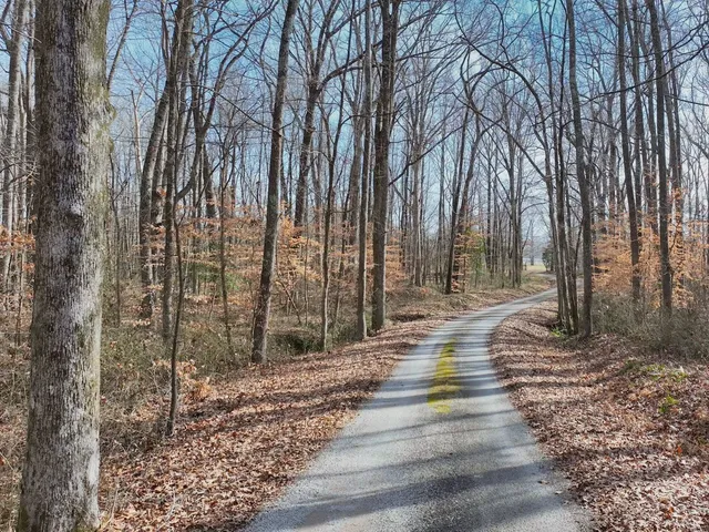 $465,000 | 195 Winding Lane, Camden, TN 38320