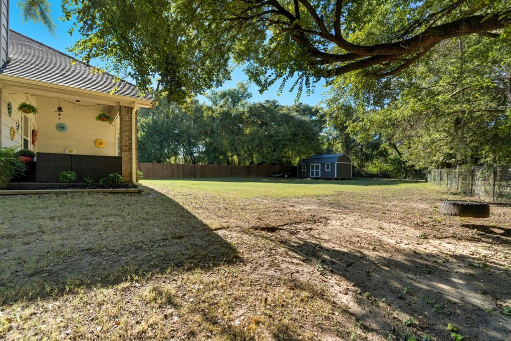 104 Candis Court Springtown, TX 76082 - Photo 28 of 40 a view of a outdoor space