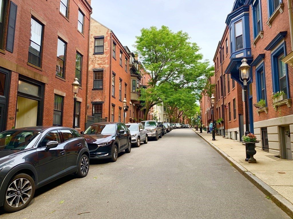 48 Mt Vernon Street, Unit 2 Boston, MA 02129 - Photo 21 of 23