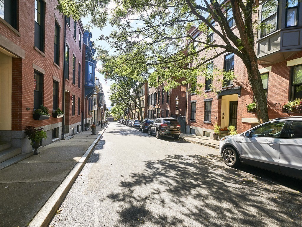 48 Mt Vernon Street, Unit 2 Boston, MA 02129 - Photo 22 of 23