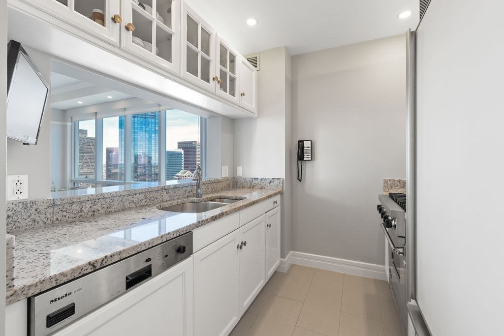 2 Avery Street, Unit 34G Boston, MA 02111 - Photo 11 of 33
