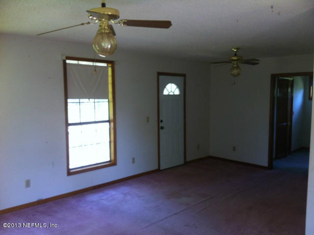 3147 Dothan Road Green Cove Springs, FL 32043 - Photo 6 of 26 b3 up