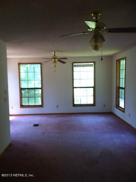 3147 Dothan Road Green Cove Springs, FL 32043 - Photo 7 of 26 b3 up opp