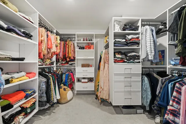 $770,000 | 2707 Hayden Court, Monroe Township, NJ 08831