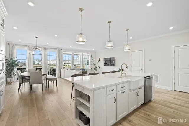 $770,000 | 2707 Hayden Court, Monroe Township, NJ 08831