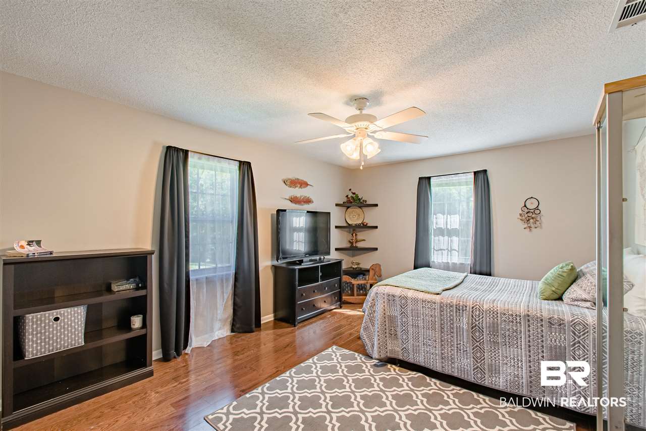 15735 Lee Avenue Bay Minette, AL 36507 - Photo 14 of 40 2nd Bedroom