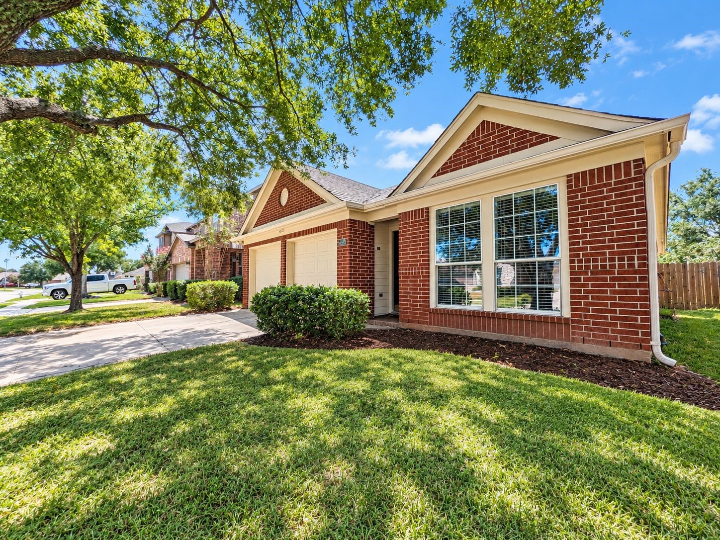 4326 Sunlit Pass Loop Humble, TX 77396 - Photo 2 of 20 Gallery Image 2