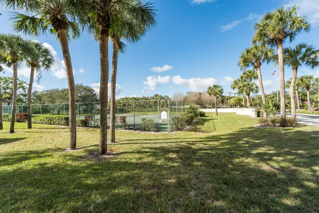 a view of outdoor space