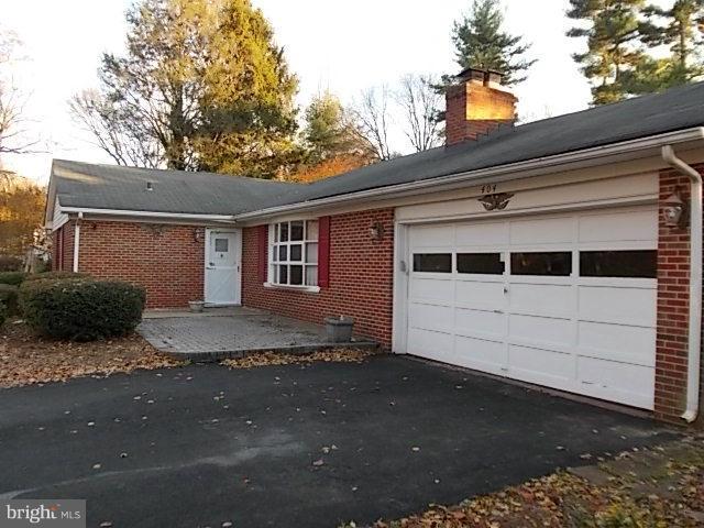 404 Merrie Lane Fallston, MD 21047 - Photo 3 of 22 Exterior (Front)