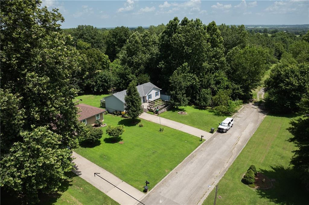 23 Southeast 190 Road Warrensburg, MO 64093 - Photo 11 of 22 Gallery Image 11
