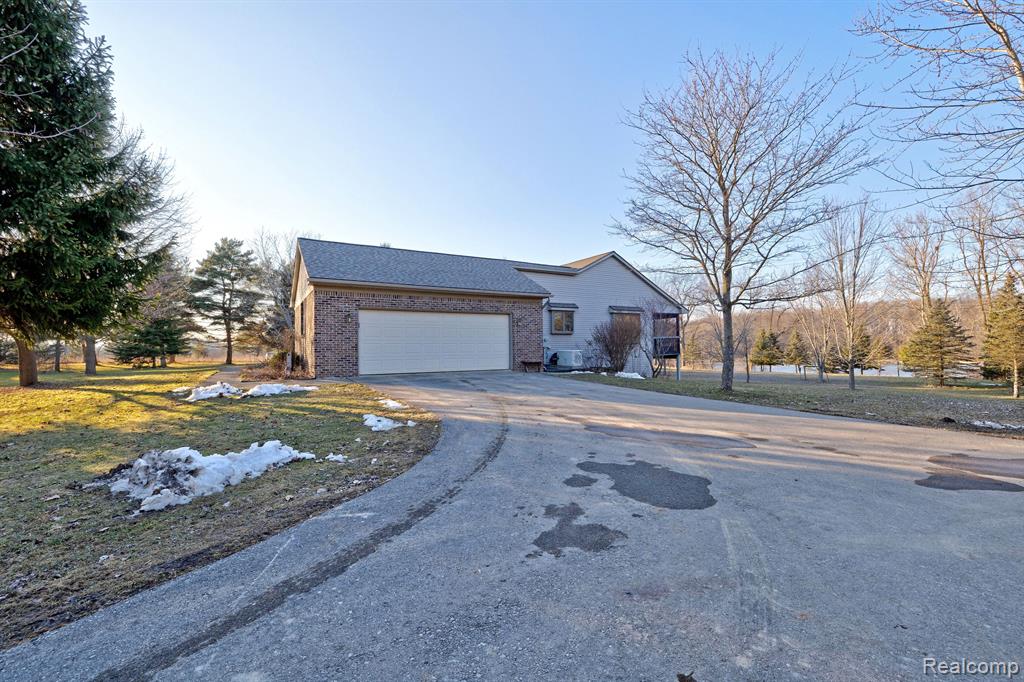 10115 County Line Road Goodrich, MI 48438 - Photo 56 of 88