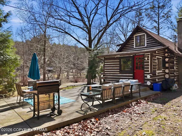 $465,000 | 1074 Stony Creek Road, East Stroudsburg, PA 18302