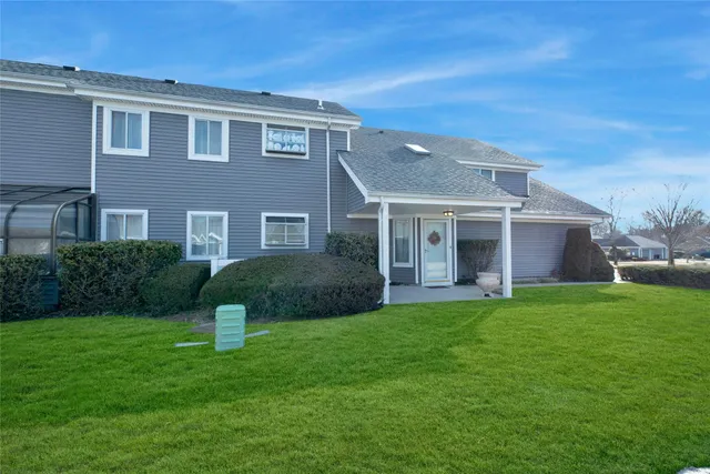 $499,907 | 107 East Midland Pond Court, Moriches, NY 11955