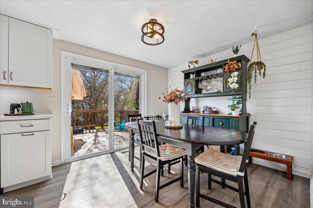 1476 Dockside Court Frederick, MD 21701 - Photo 4 of 34 a view of a dining room with furniture window and outside view
