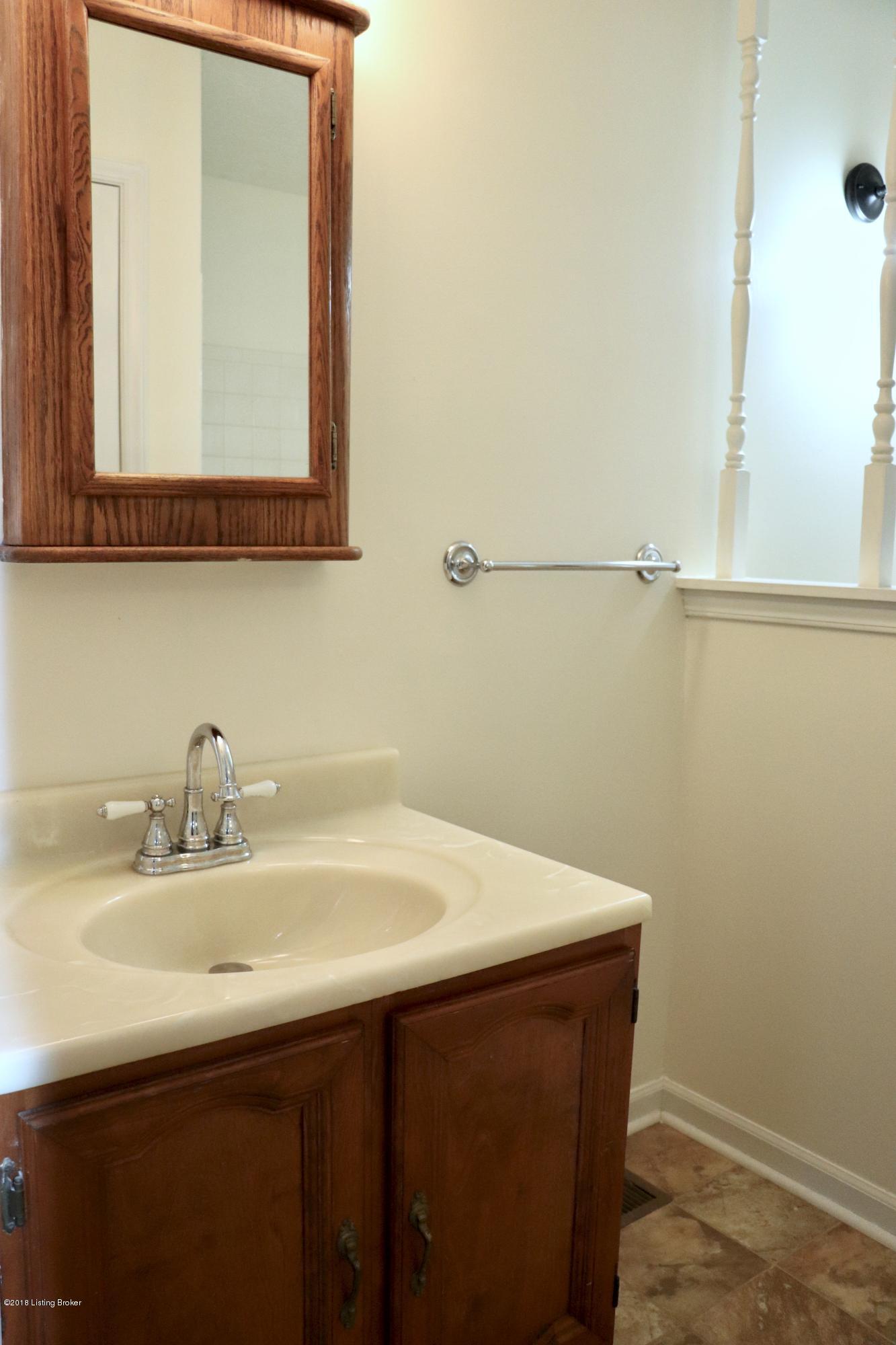 2069 Flatlick Road Mount Washington, KY 40047 - Photo 13 of 16 fullsizeoutput_9d46