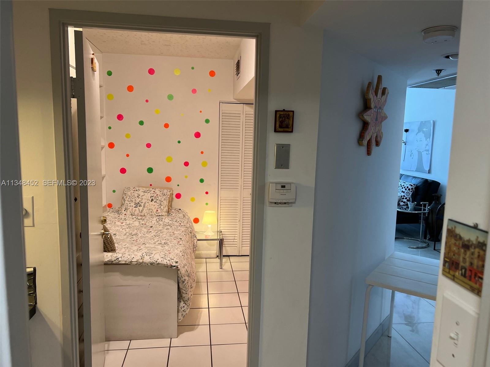 100 Lincoln Road, Unit 1007 Miami Beach, FL 33139 - Photo 35 of 82