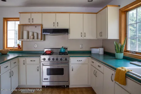 $525,000 | 5999 Route 23c Ny 12452, Prattsville, NY 12468