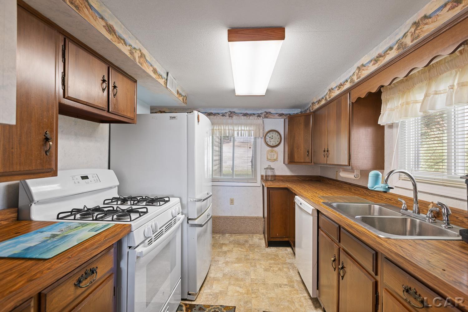 3088 Marsh Road Onsted, MI 49265 - Photo 19 of 55 50223432-fba6f028-0065-43dd-a89e-5b48c6d58e45.JPG