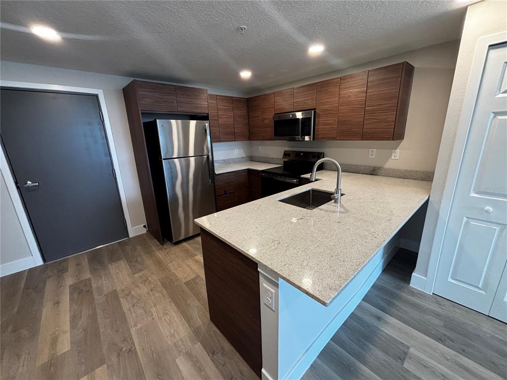 4424 South Texas Avenue, Unit 314 Orlando, FL 32839 - Photo 2 of 24