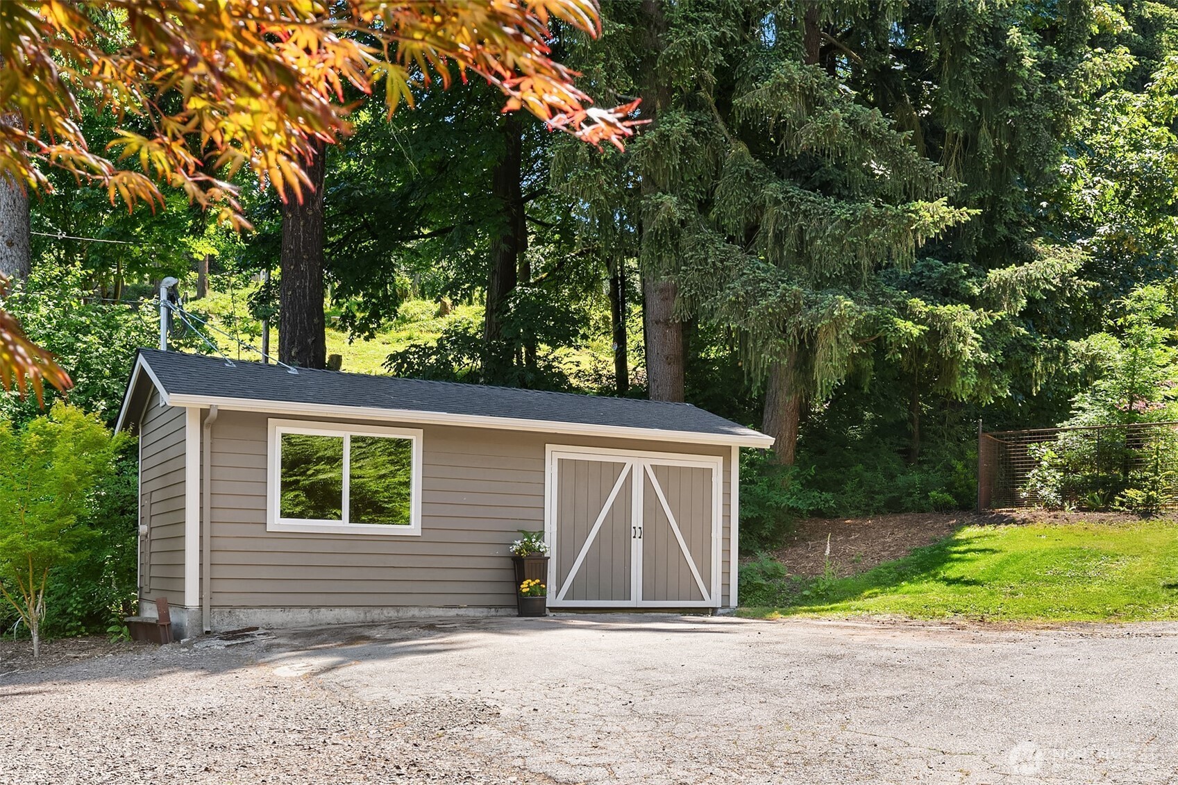11323 East Riverside Drive Bothell, WA 98011 - Photo 35 of 40