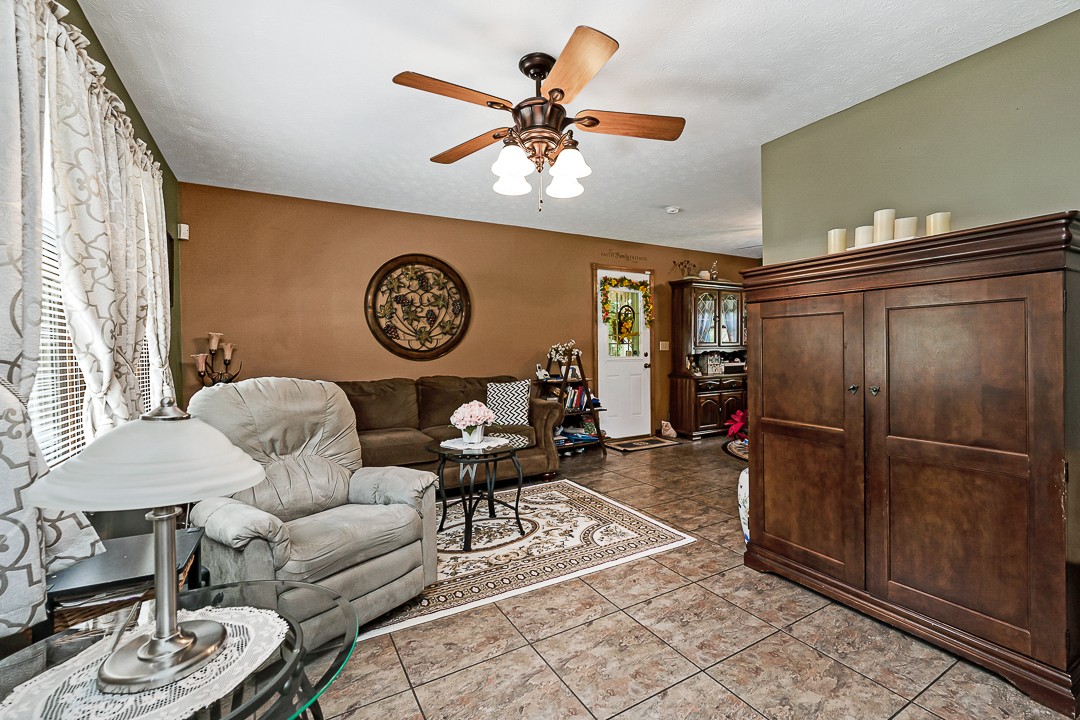 435 Redmon Road Smithville, TN 37166 - Photo 6 of 28 Gallery Image 6