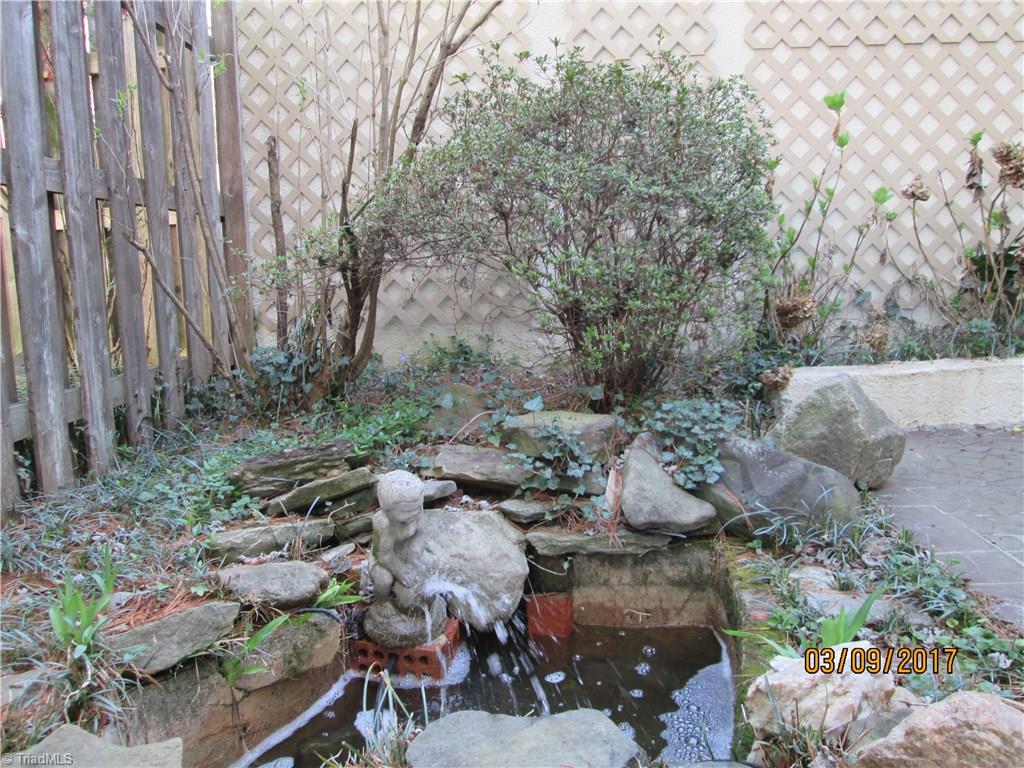 4842 Tower Road, Unit D Greensboro, NC 27410 - Photo 6 of 25 Gallery Image 6