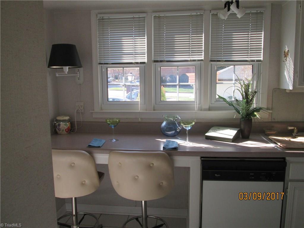 4842 Tower Road, Unit D Greensboro, NC 27410 - Photo 10 of 25 Gallery Image 10