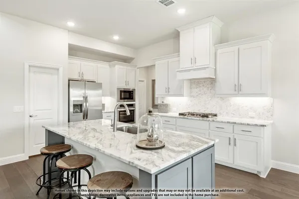 $548,647 | 208 Sweetwater Drive, Commerce, TX 75428