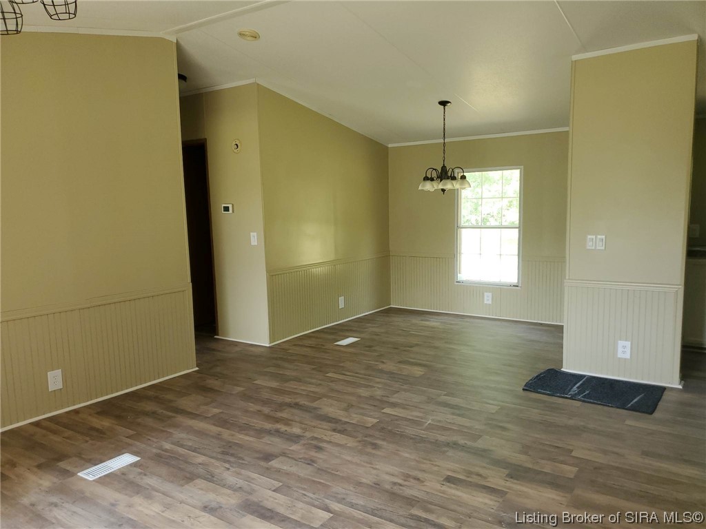 9071 East Saylor Road Salem, IN 47167 - Photo 6 of 20 Gallery Image 6