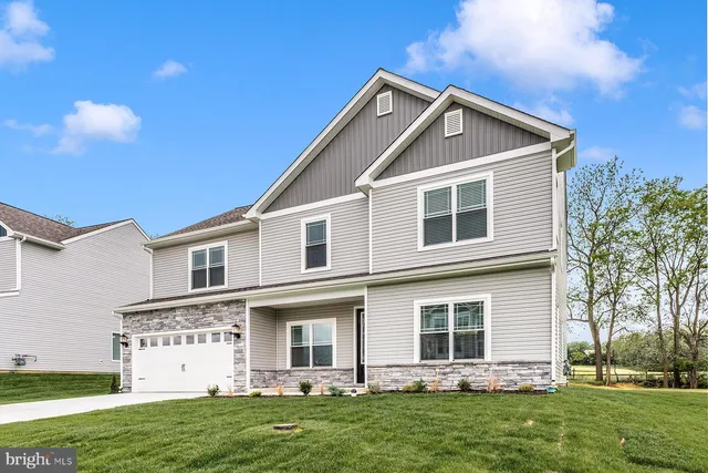 $504,900 | 506 Abigail Avenue, Waynesboro, PA 17268