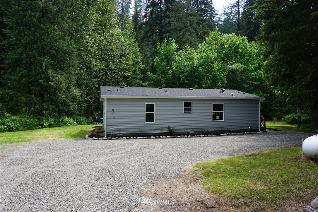 8024 Silver Lake Road Maple Falls, WA 98266 - Photo 22 of 25