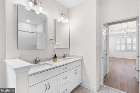 $660,000 | 116 American Way, Downingtown, PA 19335