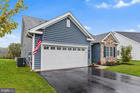 $660,000 | 116 American Way, Downingtown, PA 19335