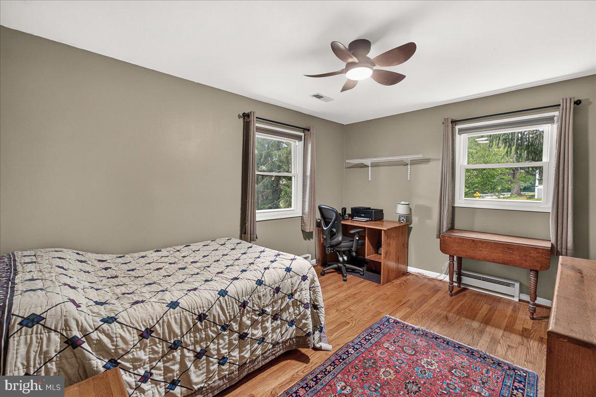 6144 Mt Phillip Road Frederick, MD 21703 - Photo 26 of 32 Bedroom 3