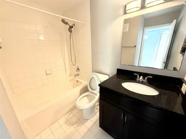 $2,565 | 4820 Highway 7, Unit 10303, Coconut Creek, FL 33073